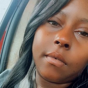 Meet your Posher, Sheena